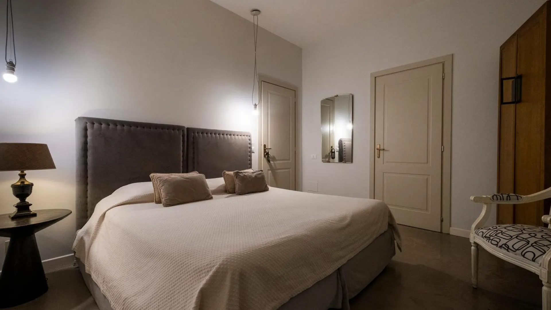 Bb 22 Charming Rooms & Apartments Палермо 3*,