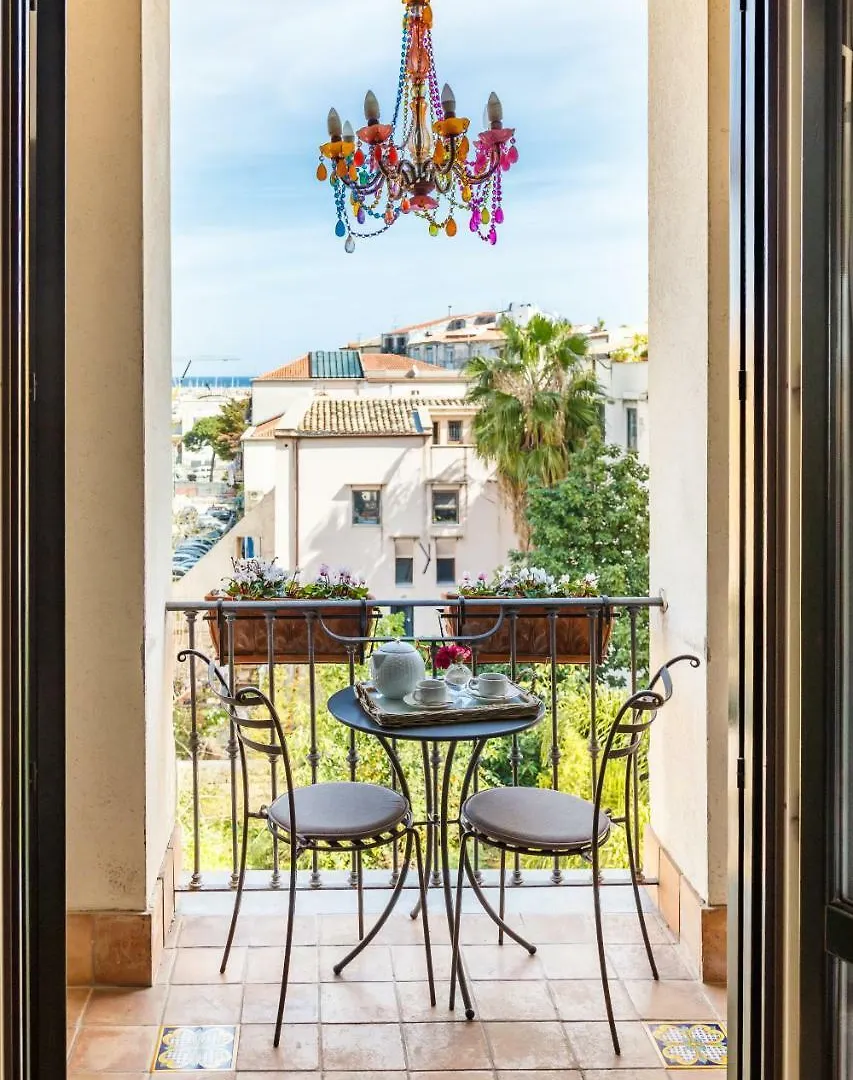 Bb 22 Charming Rooms & Apartments Palermo 3*,