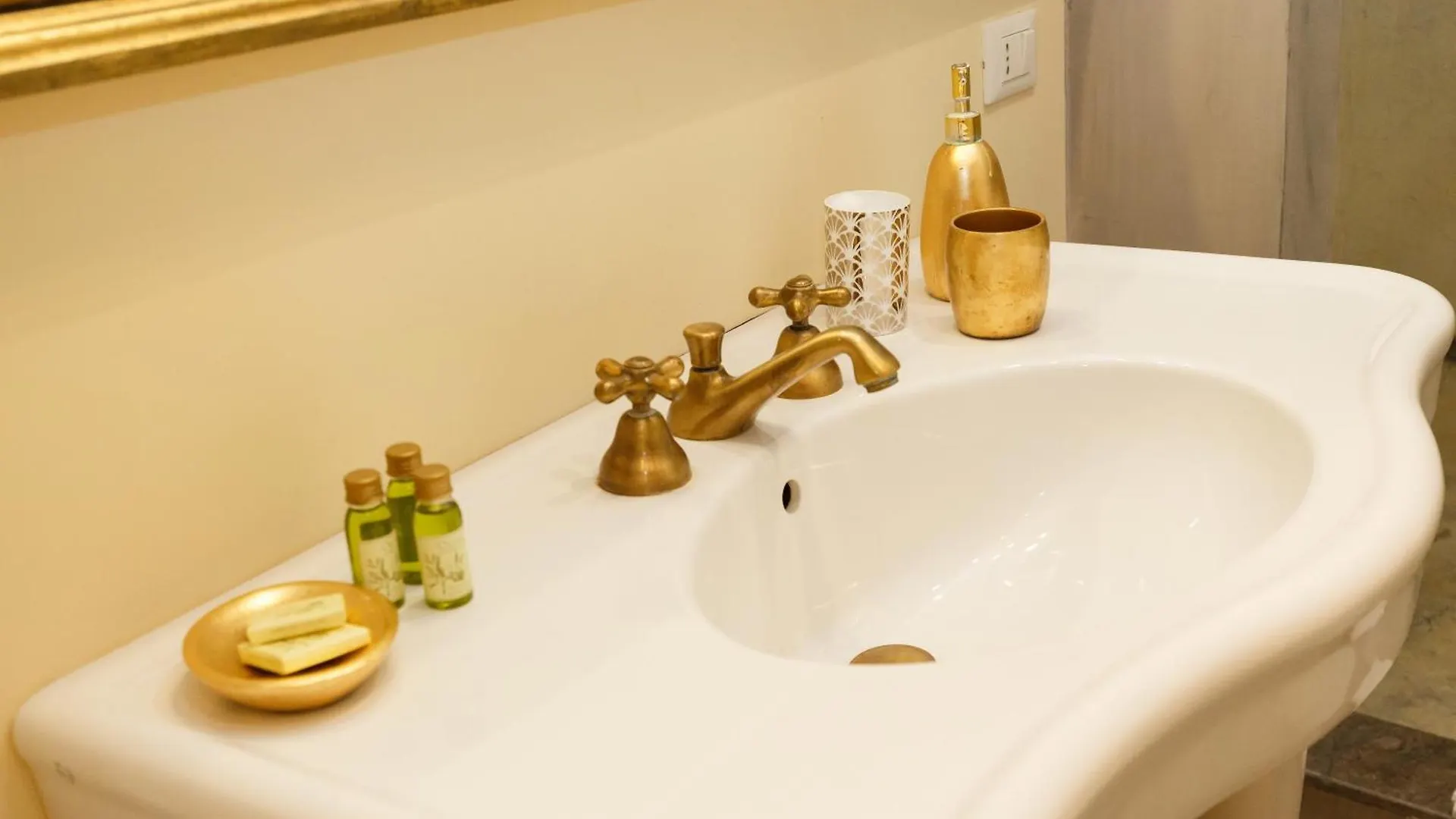 Bb 22 Charming Rooms & Apartments Palermo